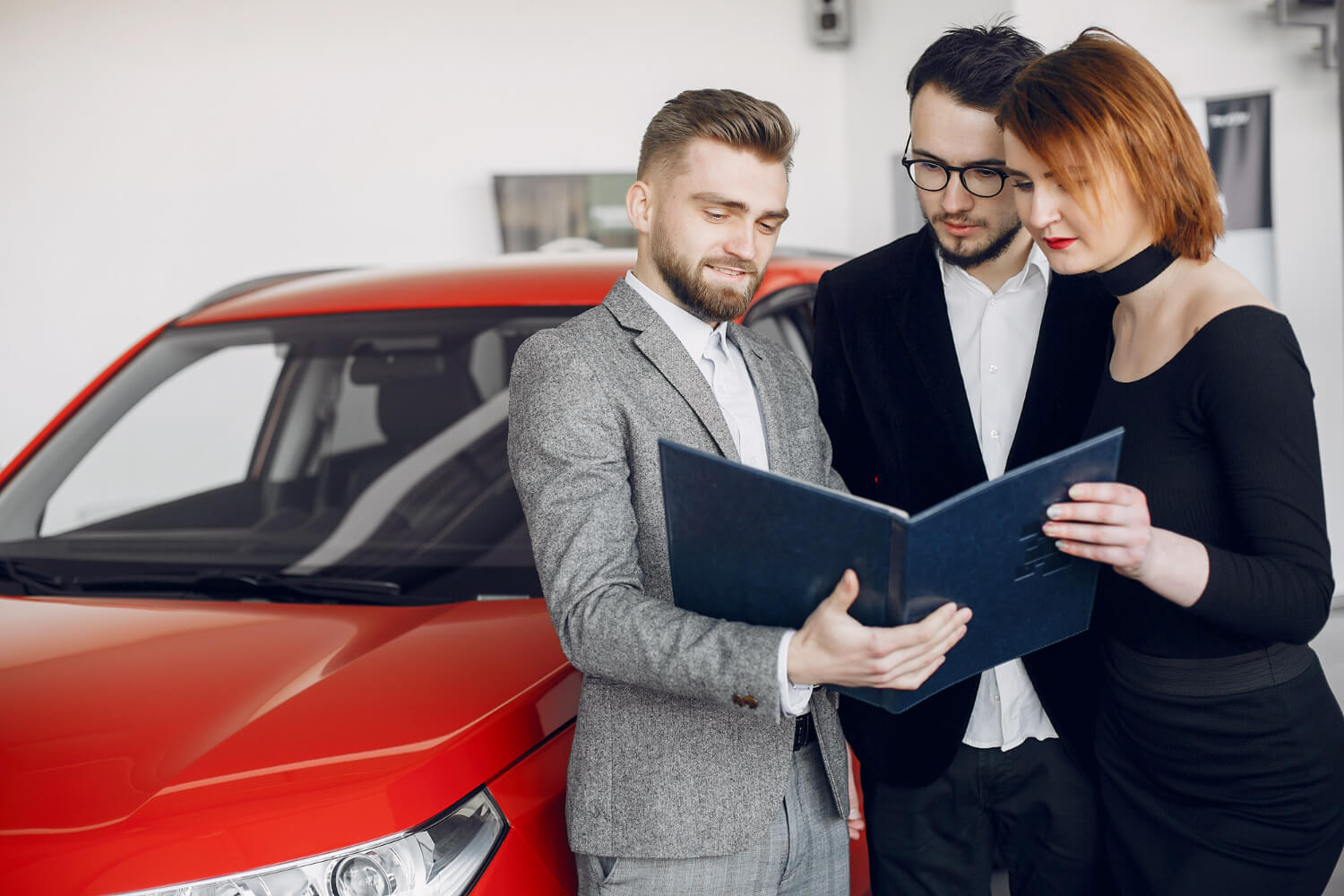 Unlock a hassle-free car-buying experience with a consultant! Save time and money while finding the perfect vehicle that fits your needs.